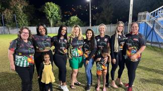Equipe feminina na final